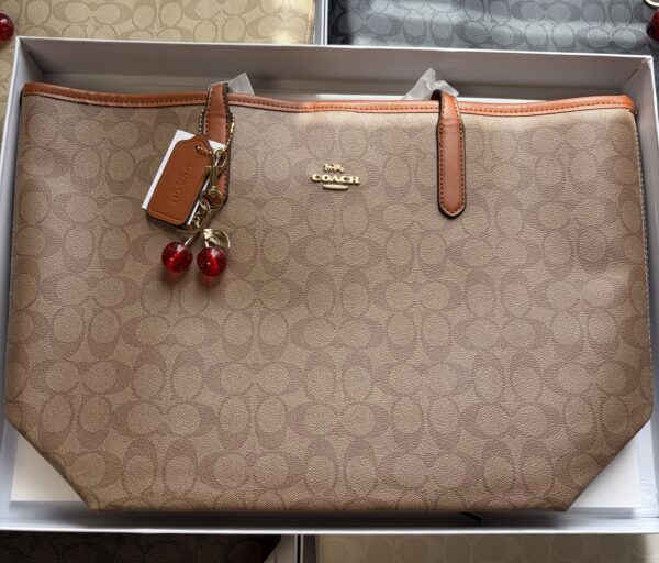 Coach Tote